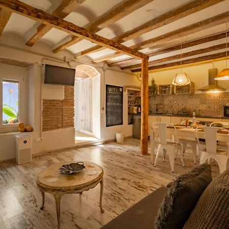Apartamento En El Corazon De Tarragona. Planta Baja Con Patio. Exteriér fotografie