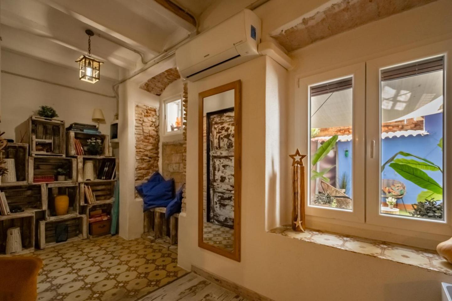 Apartamento En El Corazon De Tarragona. Planta Baja Con Patio. Exteriér fotografie