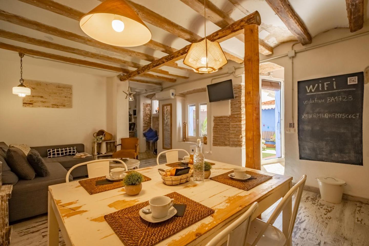 Apartamento En El Corazon De Tarragona. Planta Baja Con Patio. Exteriér fotografie