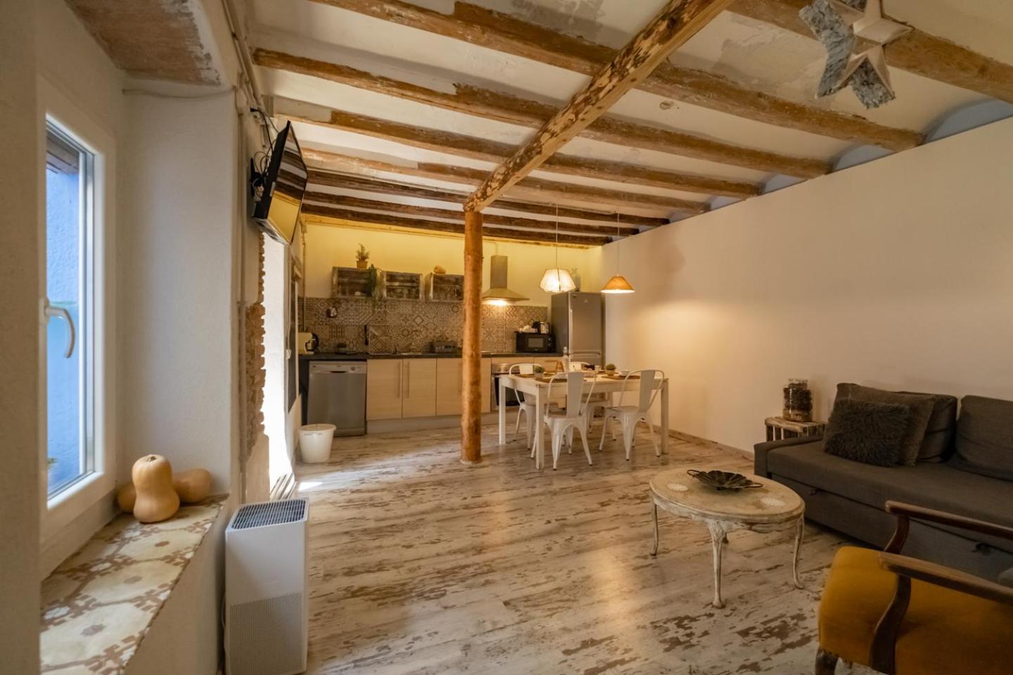 Apartamento En El Corazon De Tarragona. Planta Baja Con Patio. Exteriér fotografie
