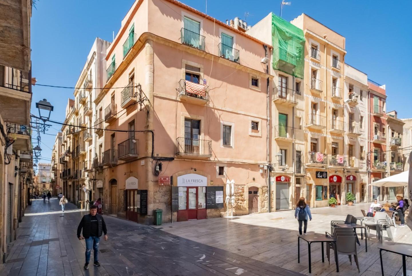 Apartamento En El Corazon De Tarragona. Planta Baja Con Patio. Exteriér fotografie