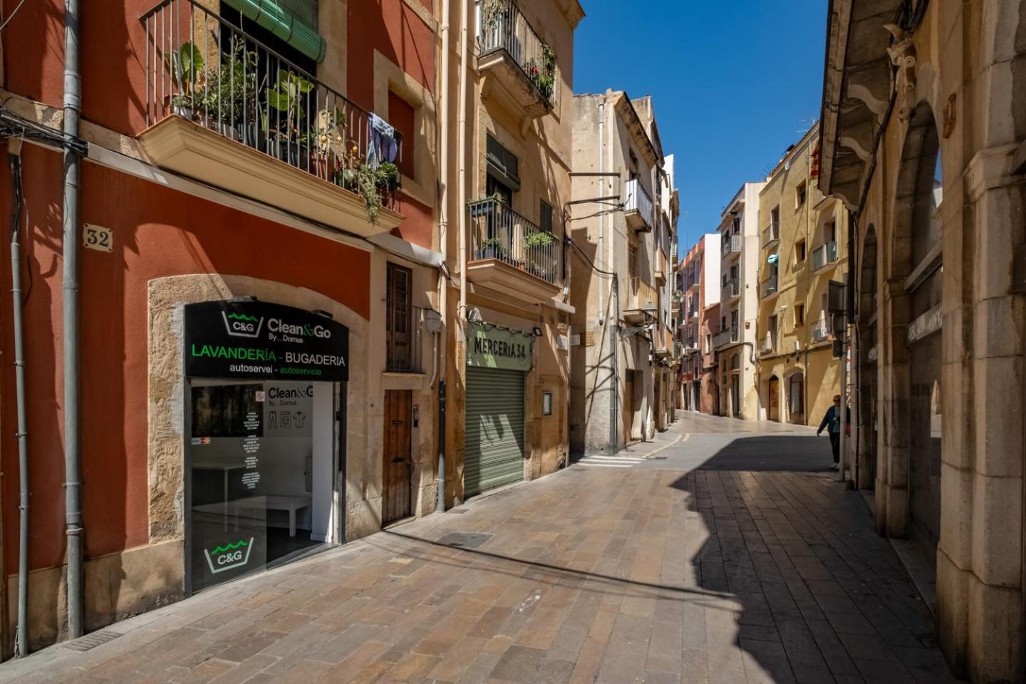 Apartamento En El Corazon De Tarragona. Planta Baja Con Patio. Exteriér fotografie